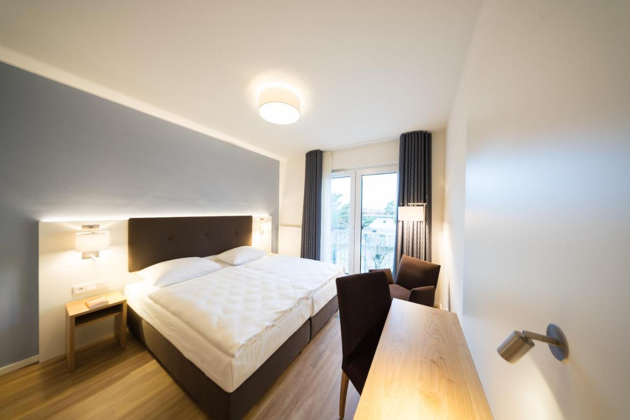 Haus Rissen Gaestehaus Хамбург Екстериор снимка